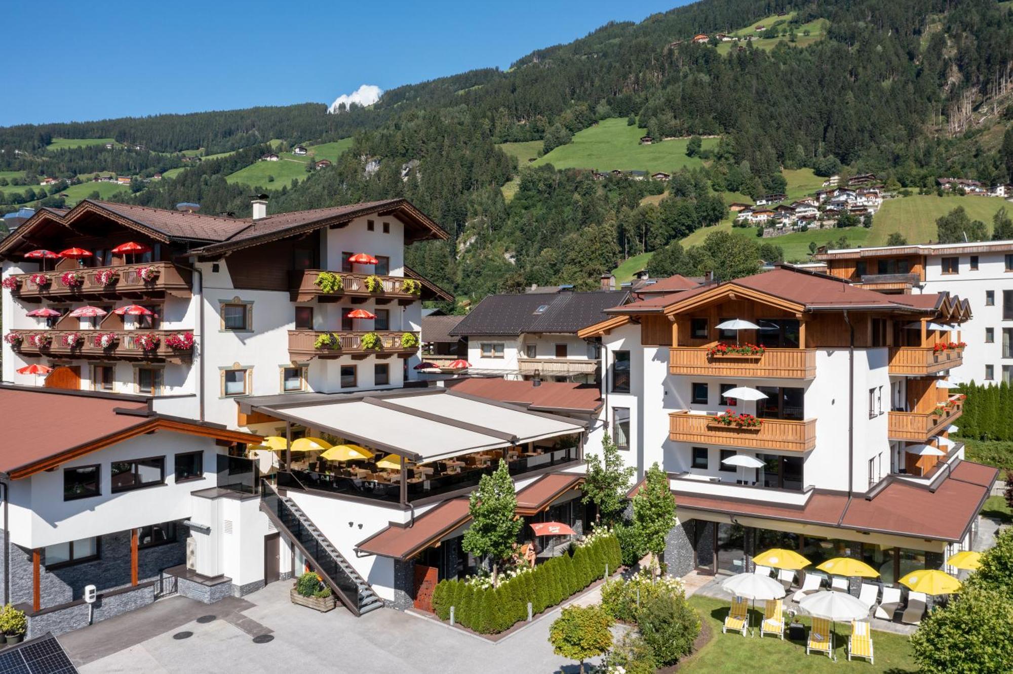 Hotel Theresia Ramsau im Zillertal Bagian luar foto