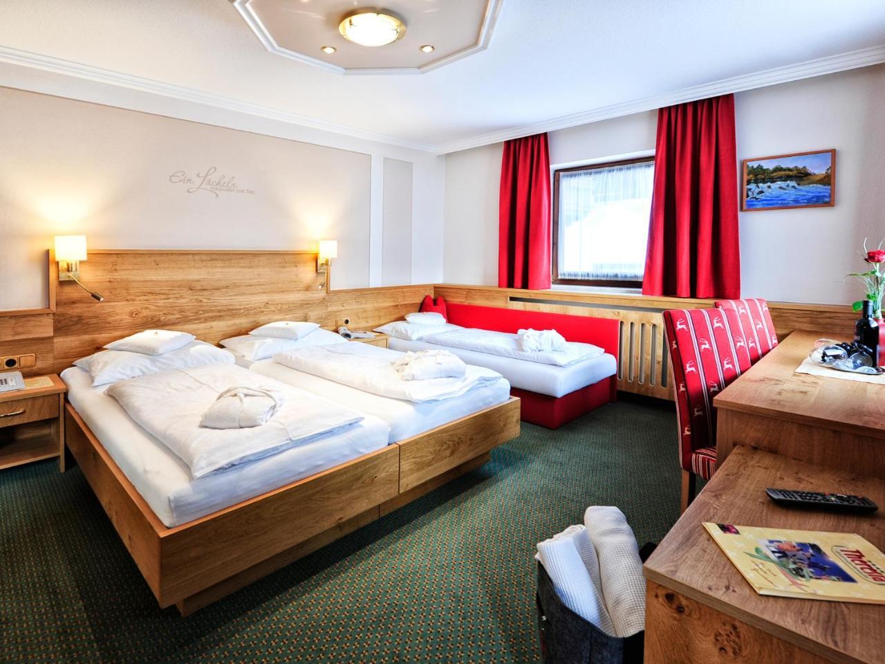Hotel Theresia Ramsau im Zillertal Bagian luar foto