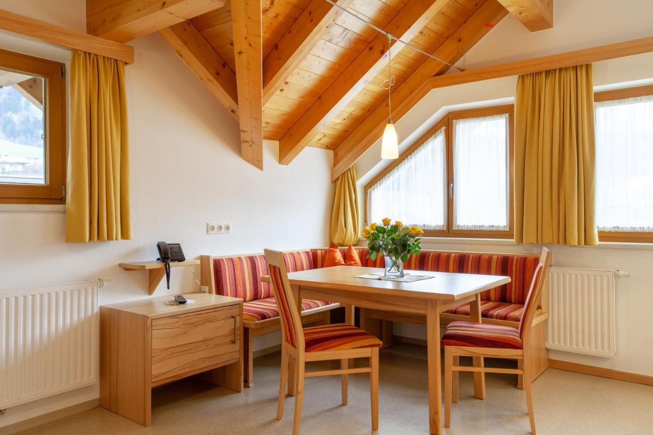 Hotel Theresia Ramsau im Zillertal Bagian luar foto