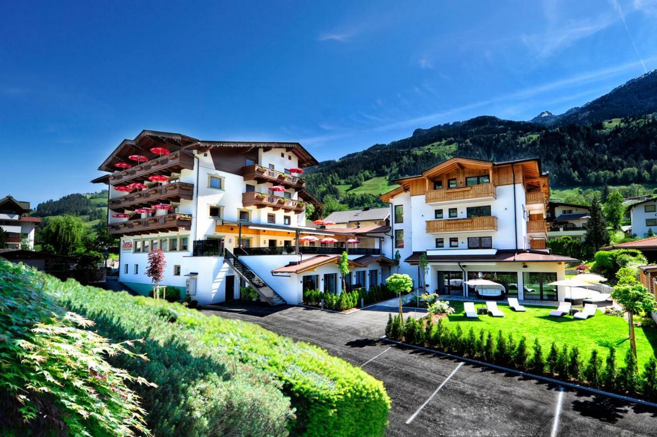 Hotel Theresia Ramsau im Zillertal Bagian luar foto